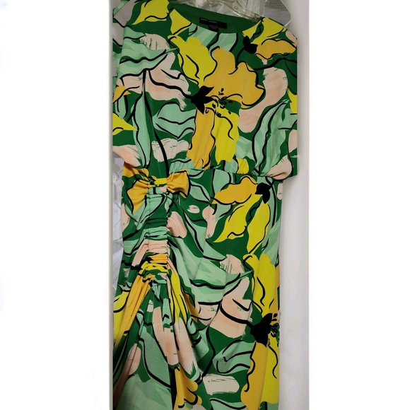 Maggy London Pullover Gathered Waist•Hi-Lo Rouched Tropical Print Sheath Dress•4 - Picture 4 of 9